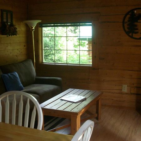 Box Canyon Cabins Сюърд Екстериор снимка